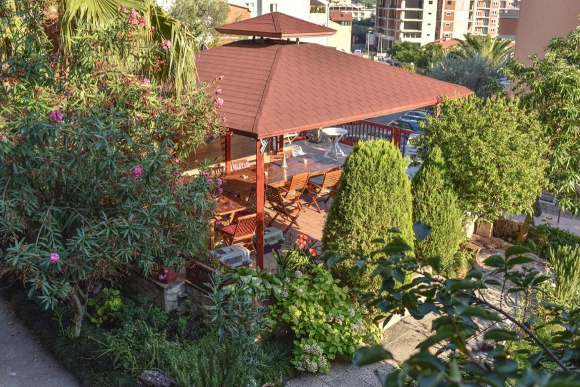 Vila Mila Petrovac Exteriör bild