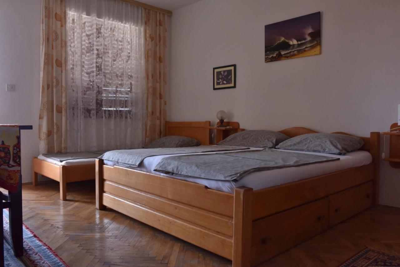 Vila Mila Petrovac Exteriör bild